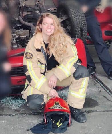 Beaudine Keyzer (21): ‘Ik sta sterker in mijn brandweerlaarzen!’